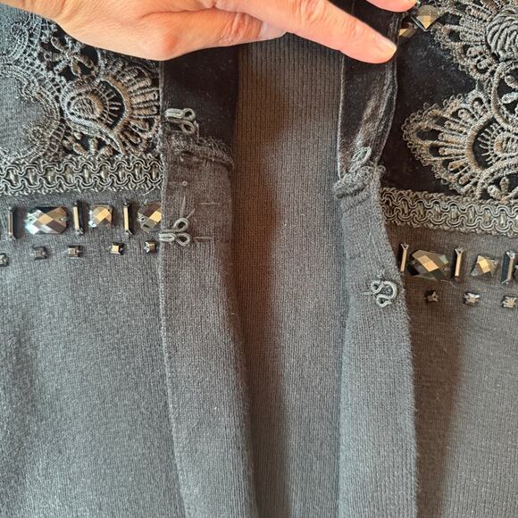 Vintage Chico’s Black Velvet Appliqué Beaded Knit Sweater Jacket Size 2 - Picture 10 of 14
